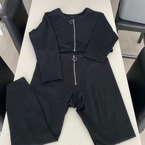 Good American TWO PIECE SET - Top & Leggings